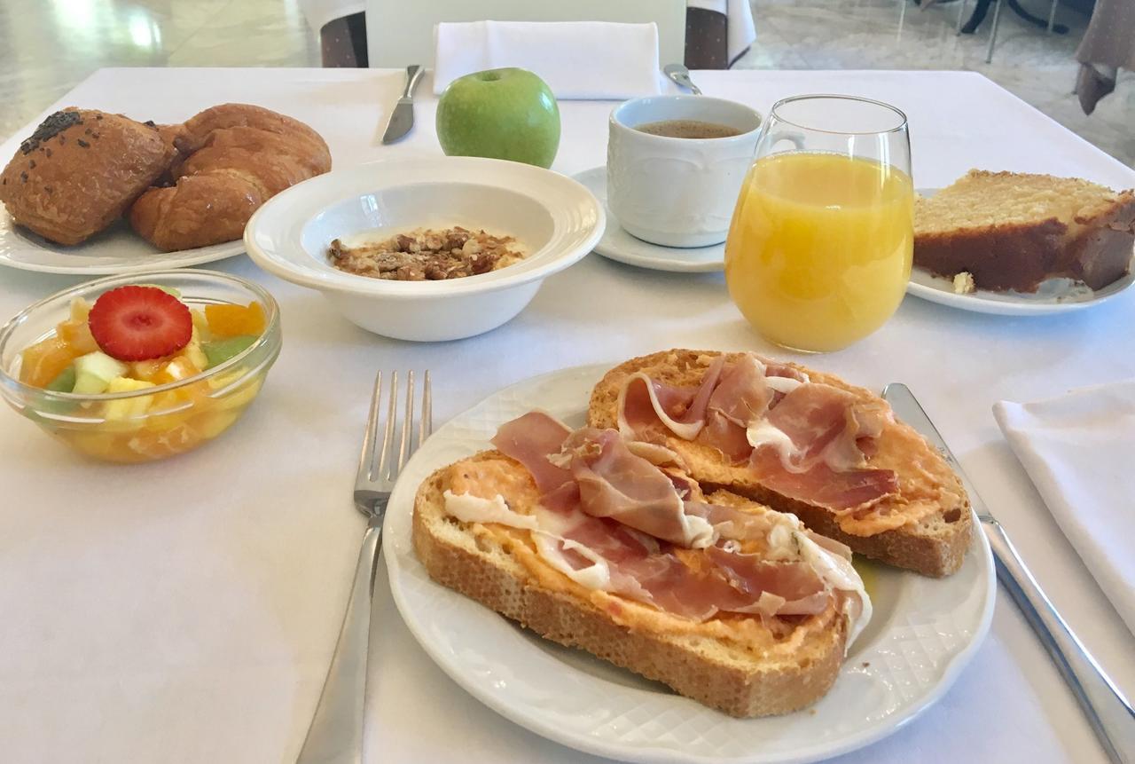 Gran Hotel Balneario De Lierganes Bagian luar foto