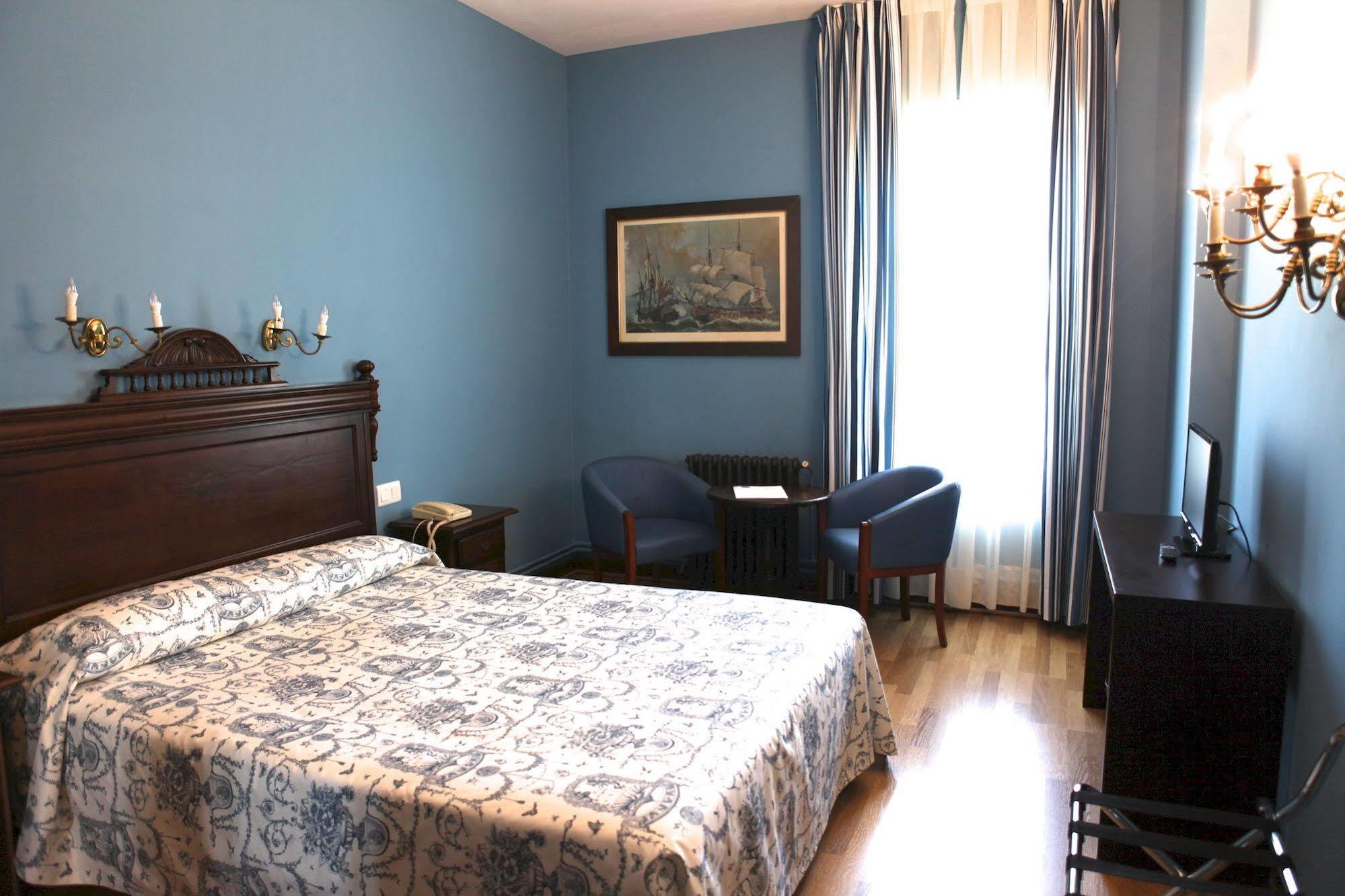 Gran Hotel Balneario De Lierganes Bagian luar foto
